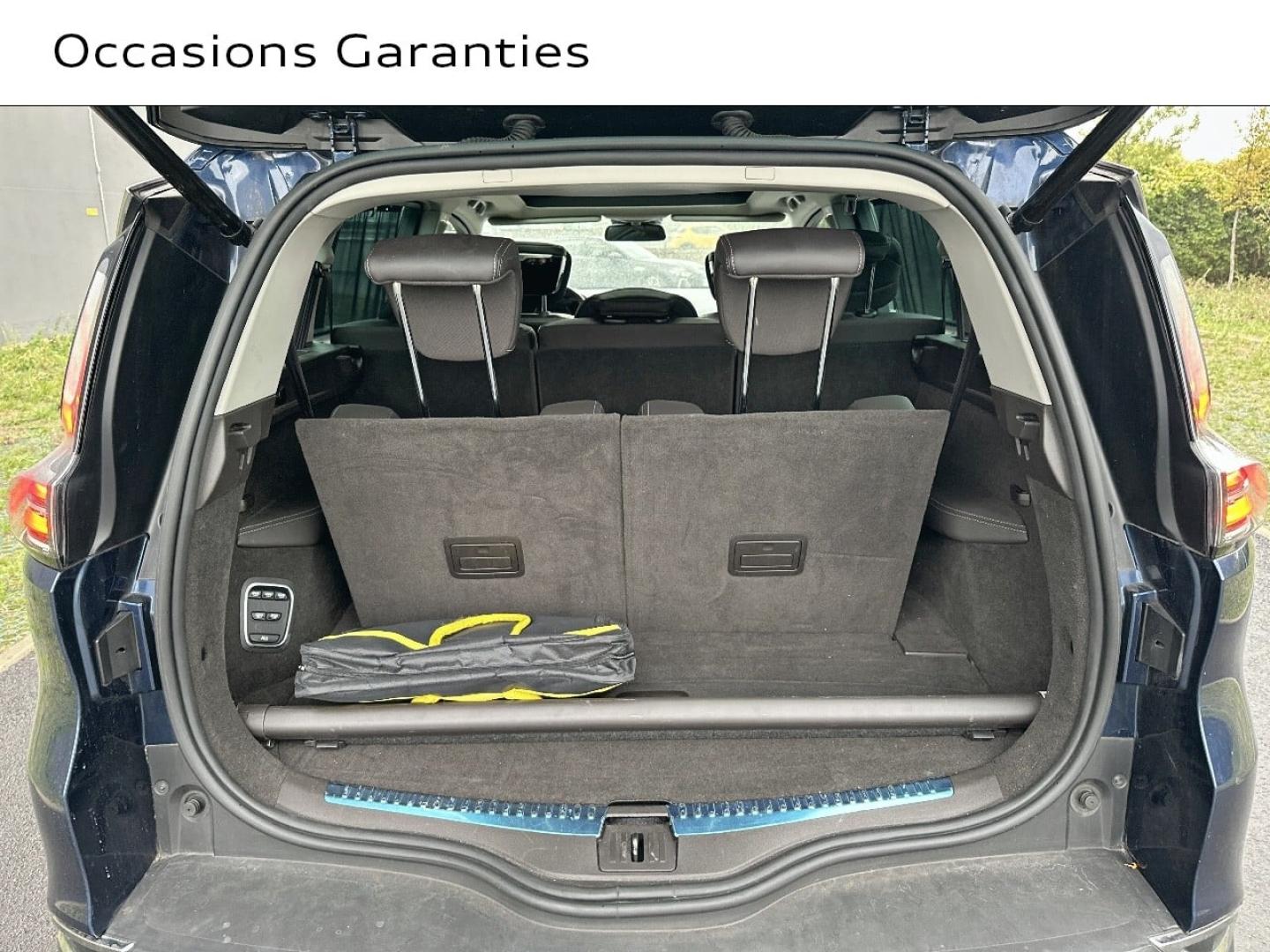 Voitures occasions RENAULT ESPACE Initiale Paris Vélizy-Villacoublay