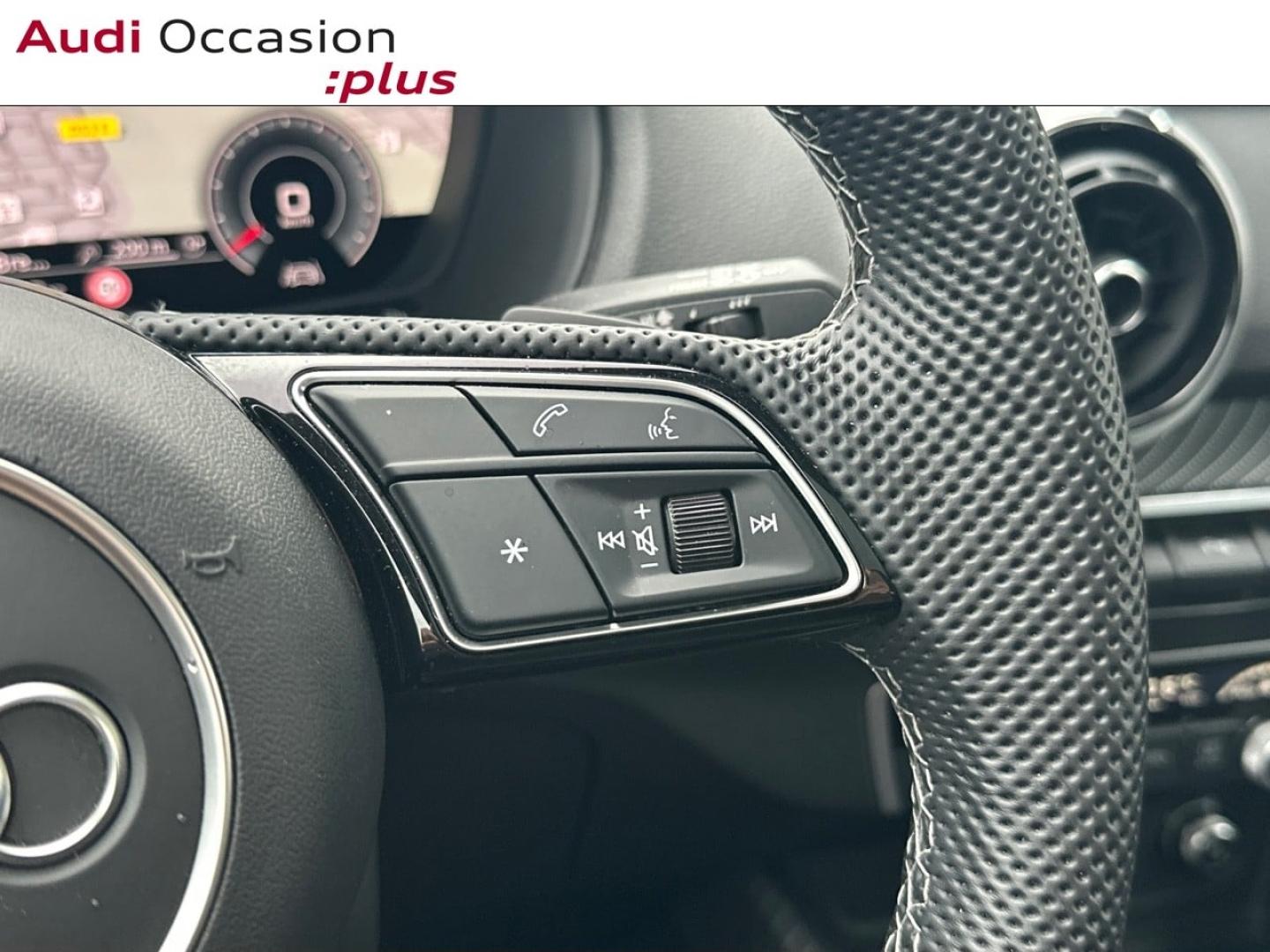 Voitures occasions Audi Q2 S line Plus Vélizy-Villacoublay