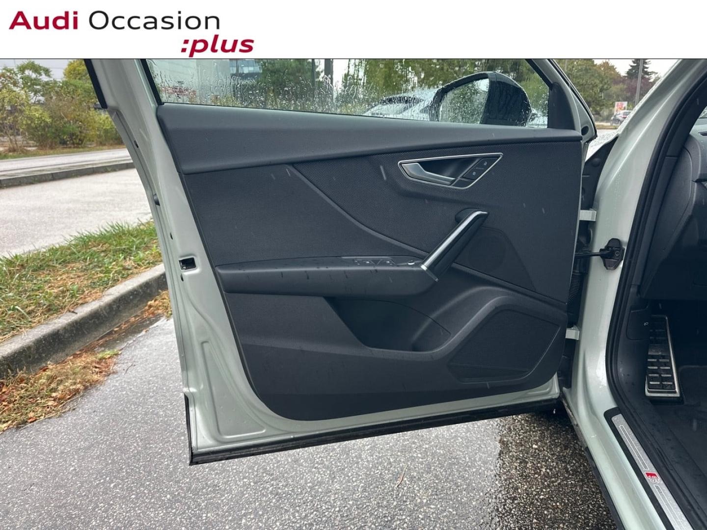 Voitures occasions Audi Q2 S line Plus Vélizy-Villacoublay