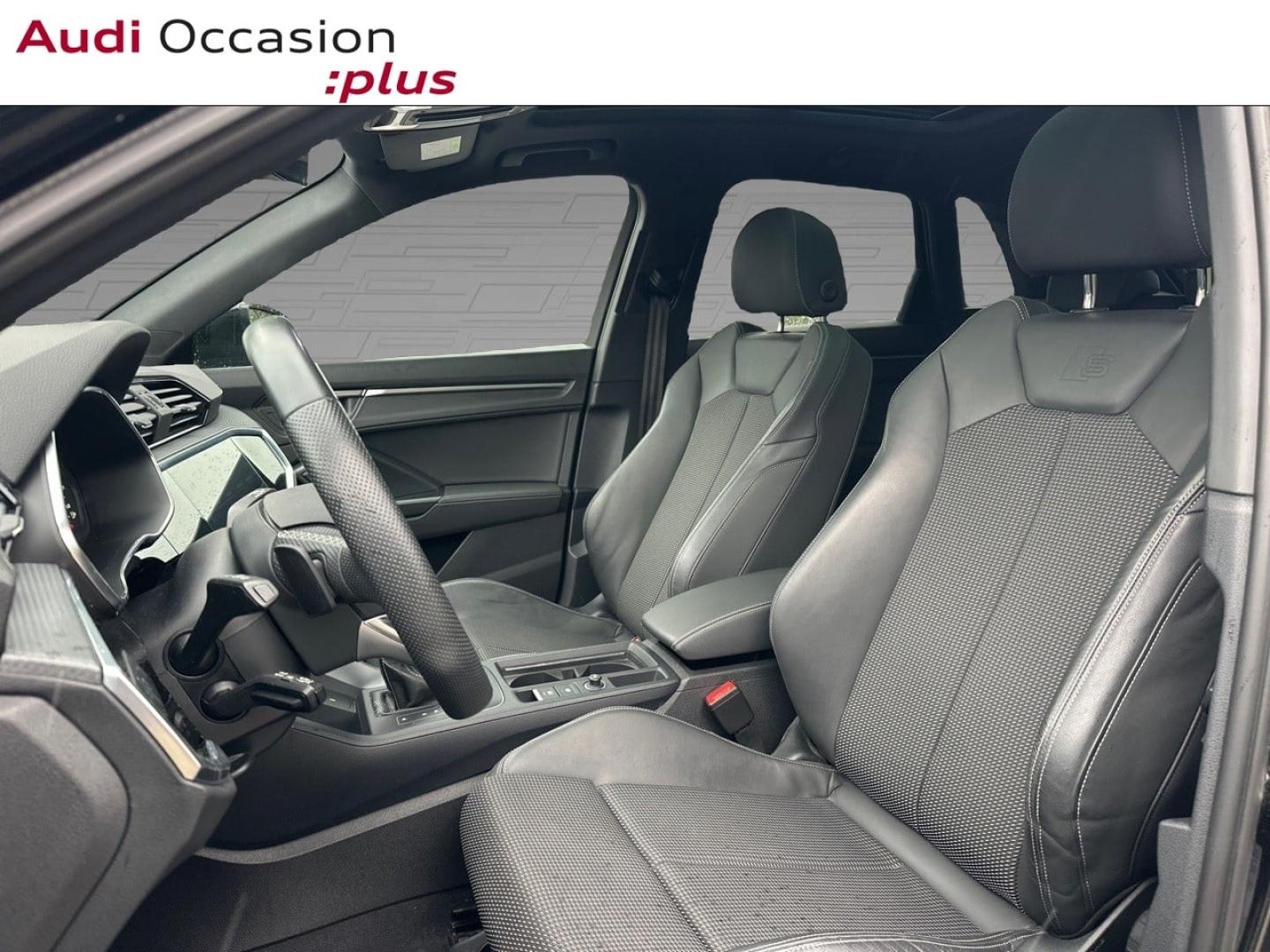 Voitures occasions Audi Q3 S line Vélizy-Villacoublay