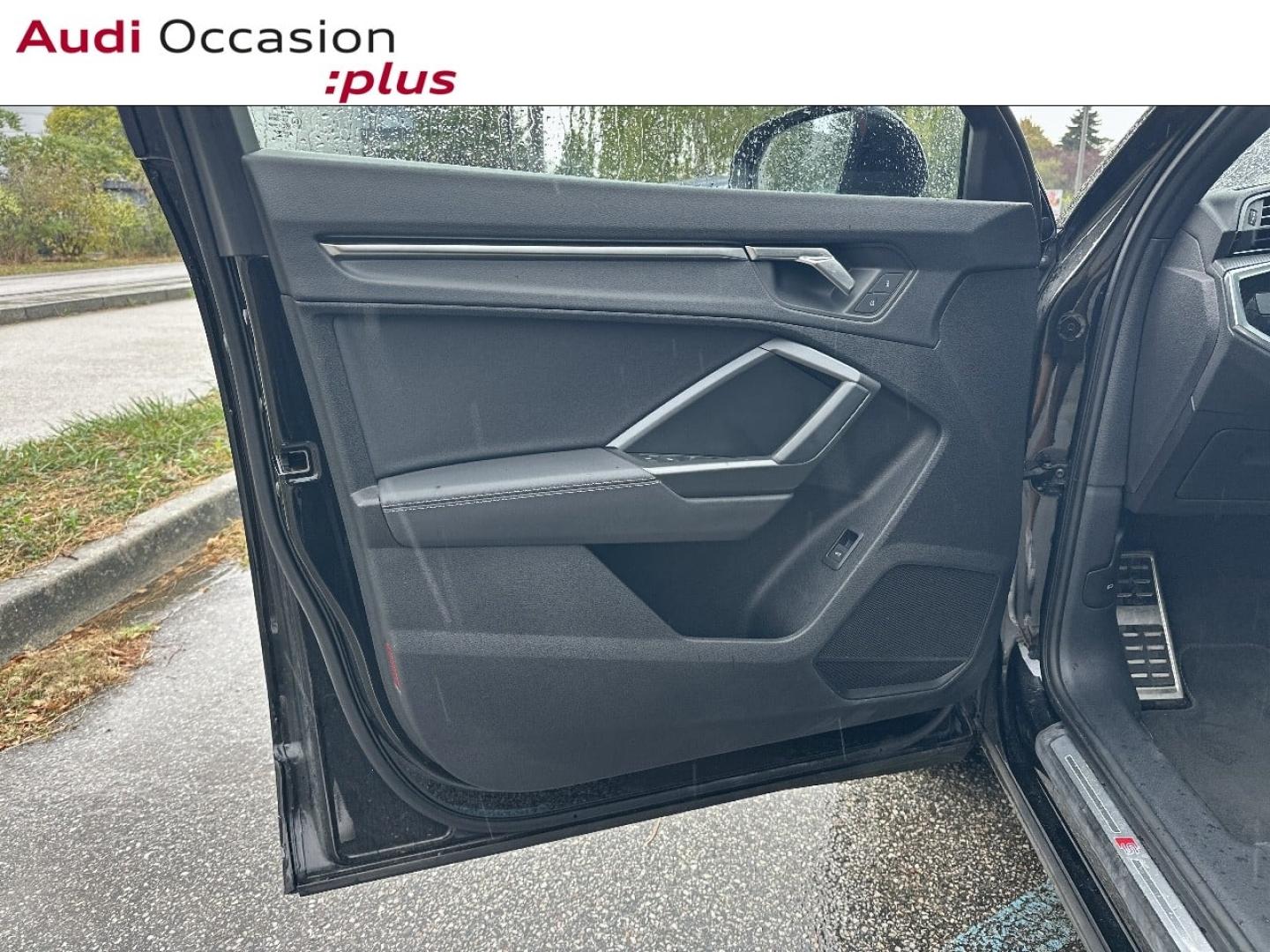 Voitures occasions Audi Q3 S line Vélizy-Villacoublay