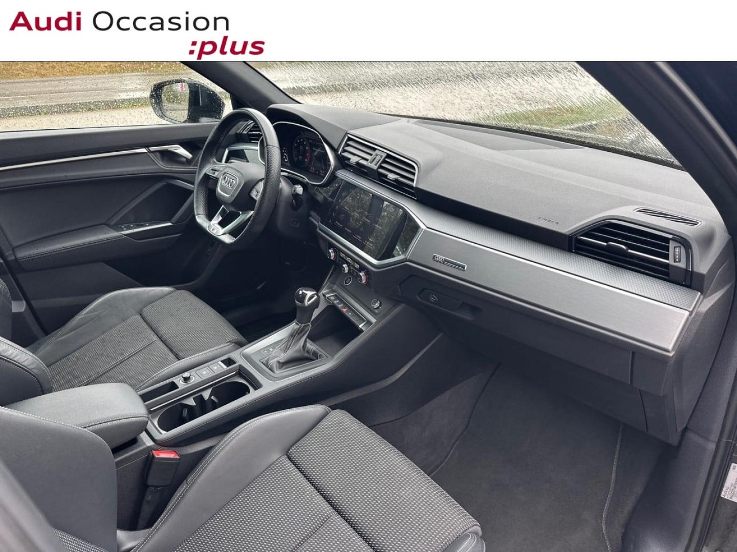 Voitures occasions Audi Q3 S line Vélizy-Villacoublay