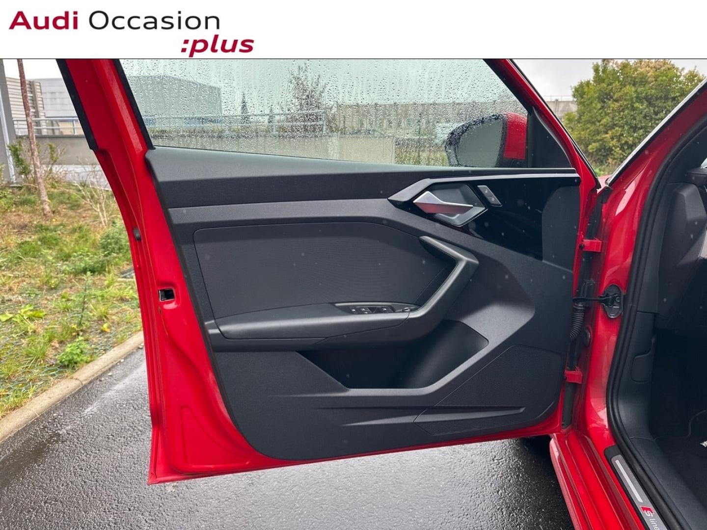 Voitures occasions Audi A1 Sportback S line Vélizy-Villacoublay