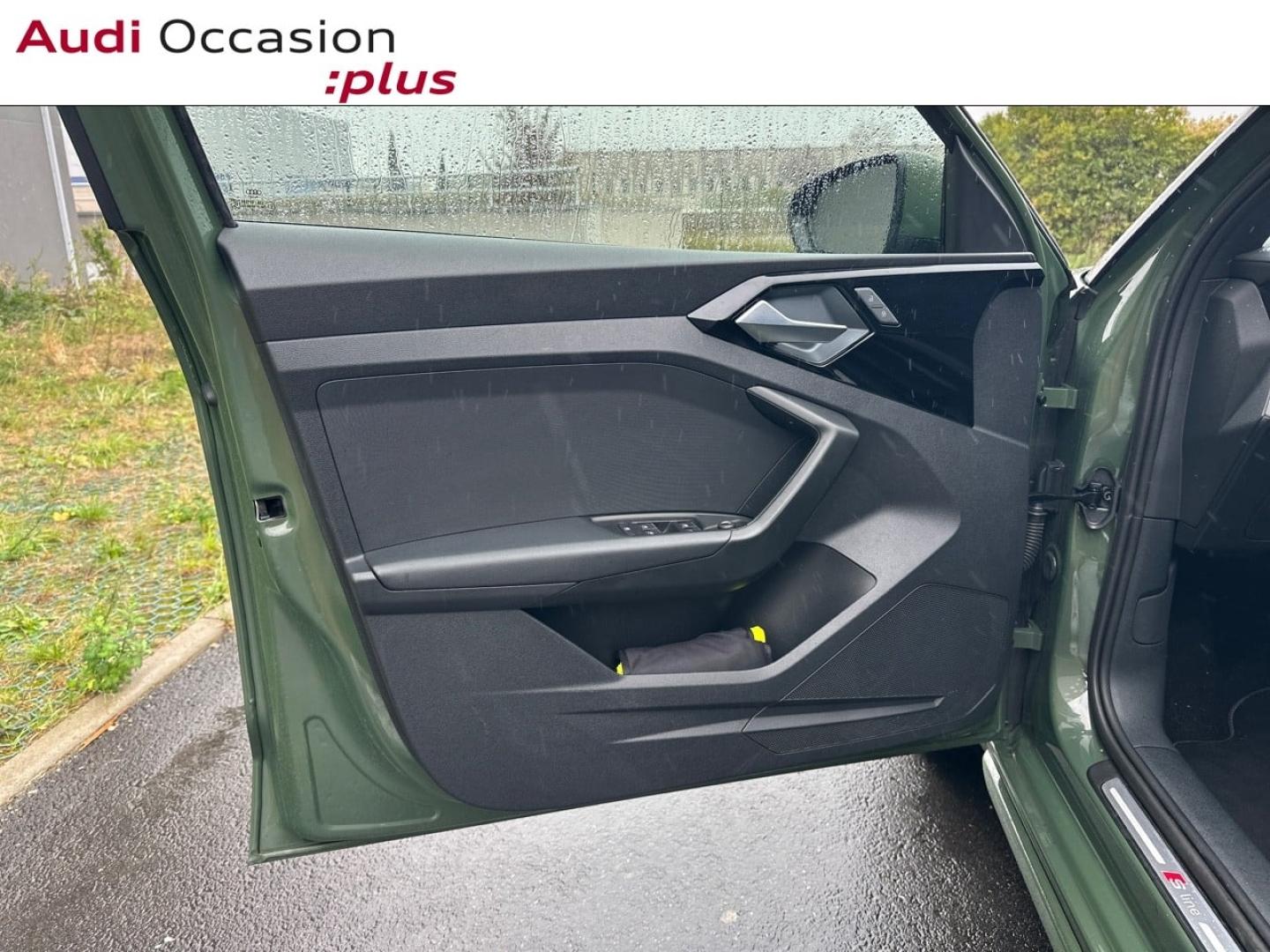 Voitures occasions Audi A1 Sportback S line Vélizy-Villacoublay