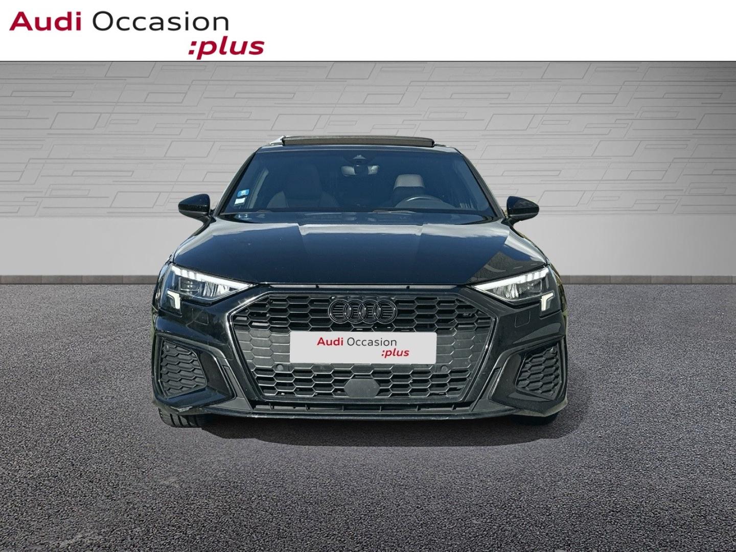 Voitures occasions Audi A3 Berline S line Vélizy-Villacoublay