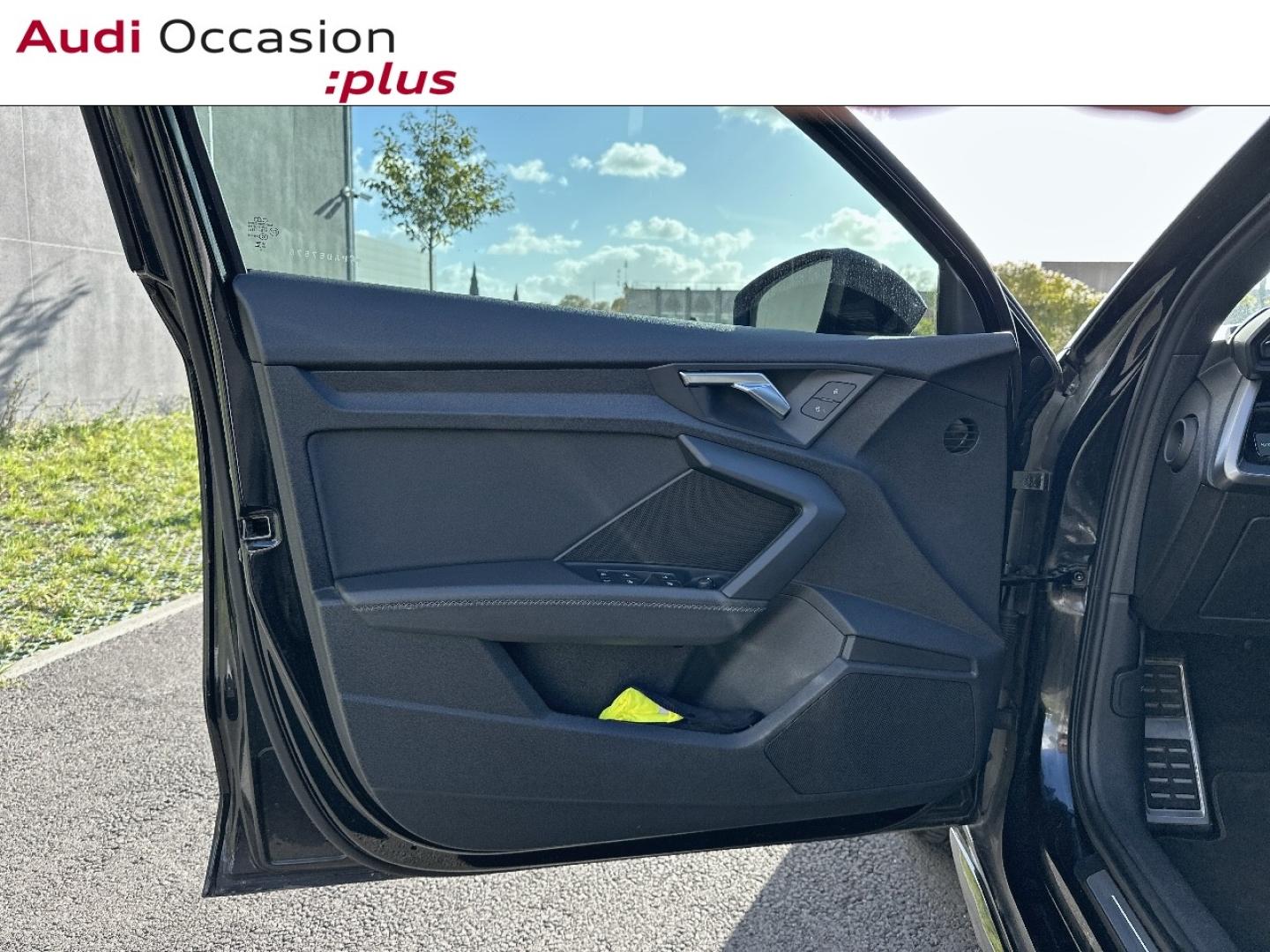 Voitures occasions Audi A3 Berline S line Vélizy-Villacoublay