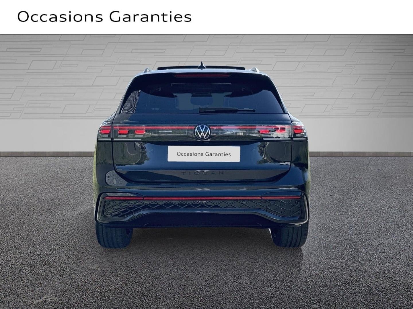 Voitures occasions VOLKSWAGEN TIGUAN R-Line Exclusive Vélizy-Villacoublay