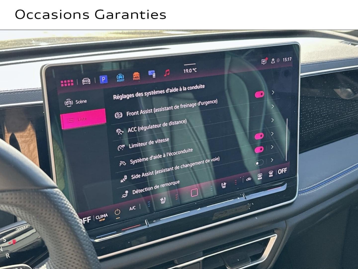 Voitures occasions VOLKSWAGEN TIGUAN R-Line Exclusive Vélizy-Villacoublay