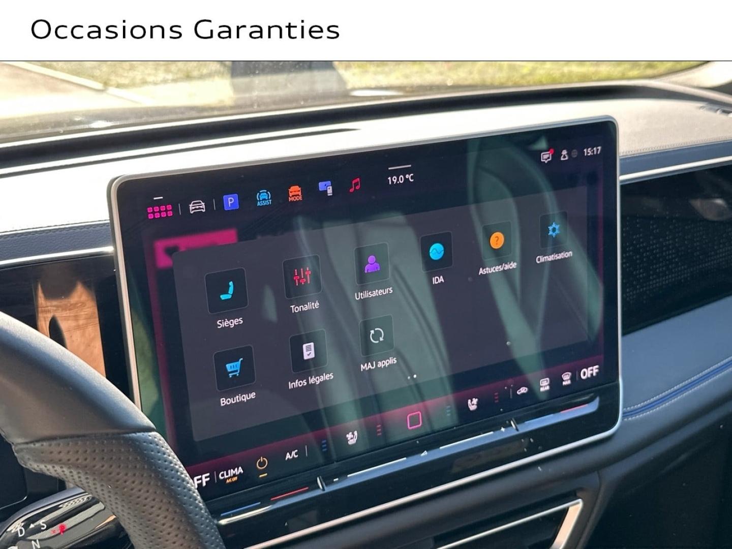 Voitures occasions VOLKSWAGEN TIGUAN R-Line Exclusive Vélizy-Villacoublay