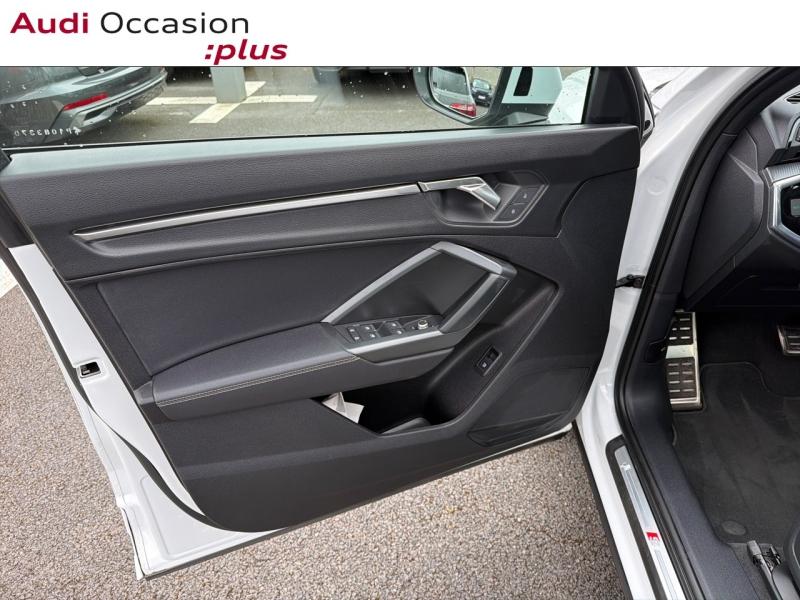 Voitures occasions Audi Q3 S line Rivery