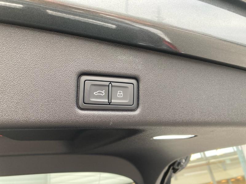 Voitures occasions Audi Q5 S line Rivery