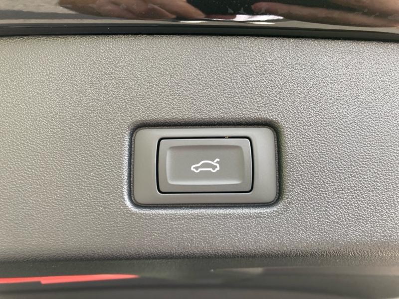 Voitures occasions Audi Q4 e-tron S line Rivery