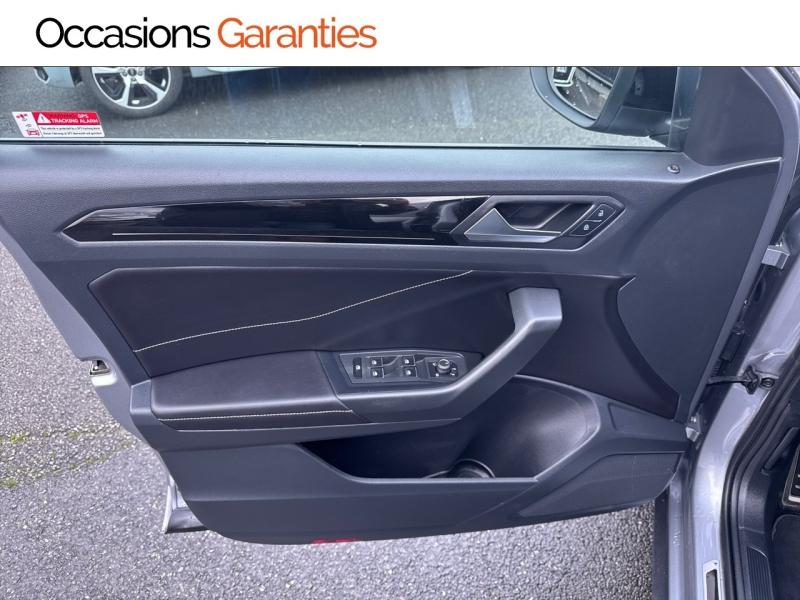 Voitures occasions VOLKSWAGEN T-ROC R-Line Rivery