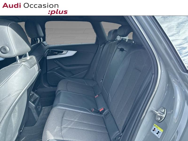 Voitures occasions Audi A4 Avant S line Rivery