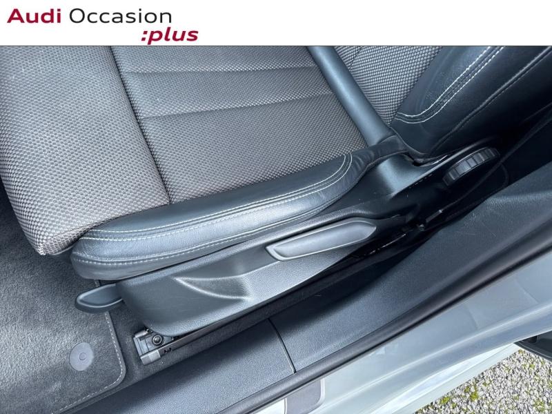 Voitures occasions Audi A4 Avant S line Rivery