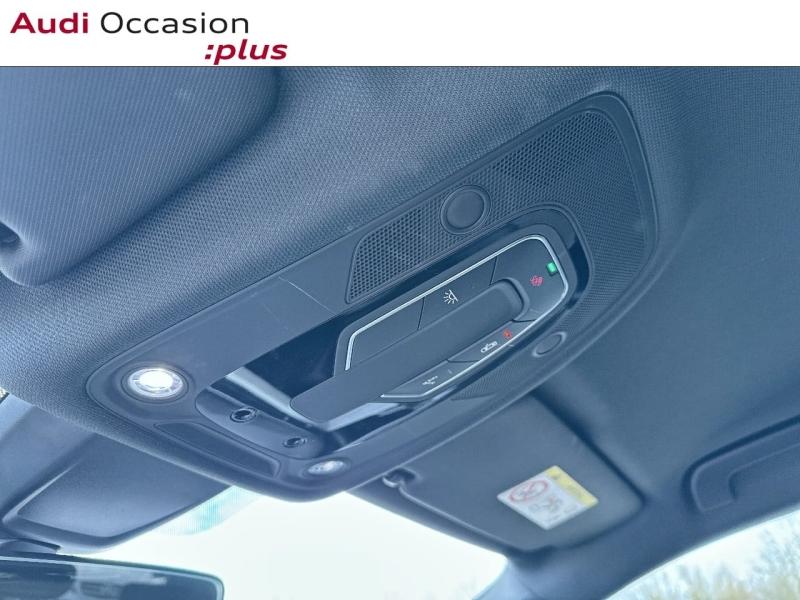 Voitures occasions Audi A4 Avant S line Rivery