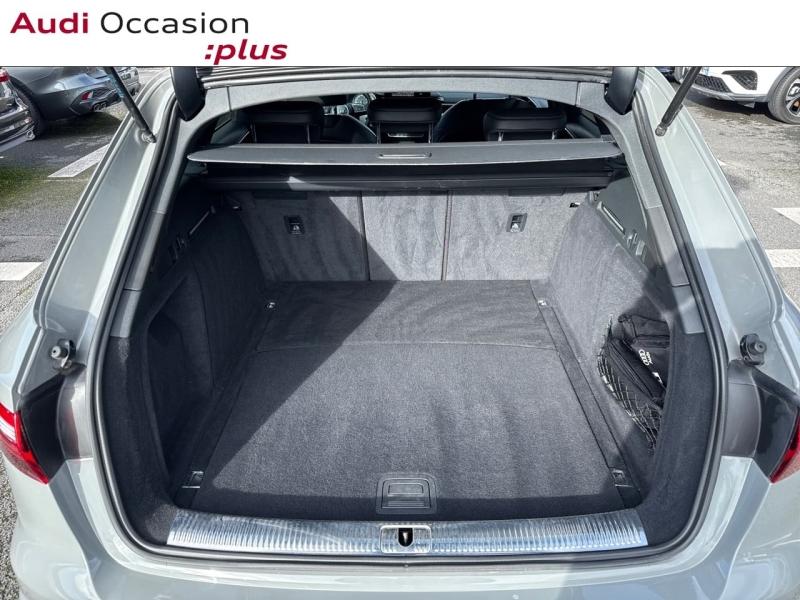 Voitures occasions Audi A4 Avant S line Rivery