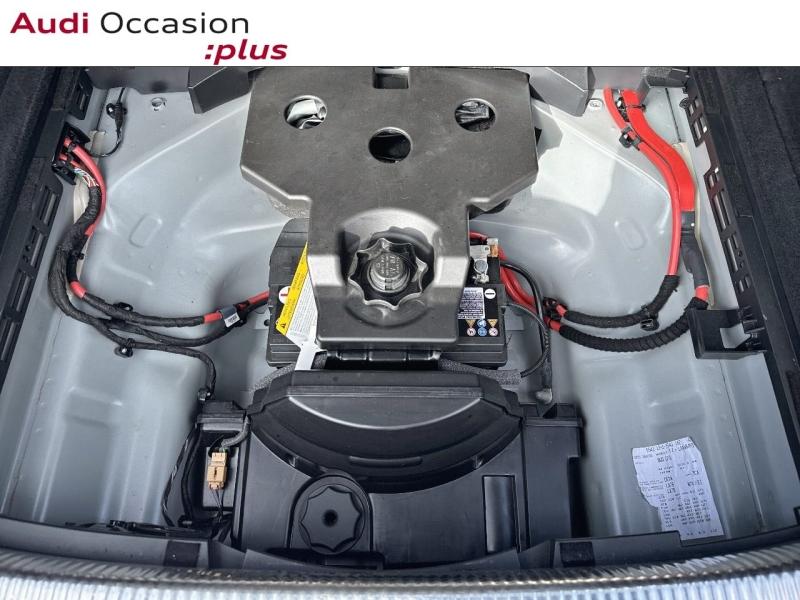 Voitures occasions Audi A4 Avant S line Rivery