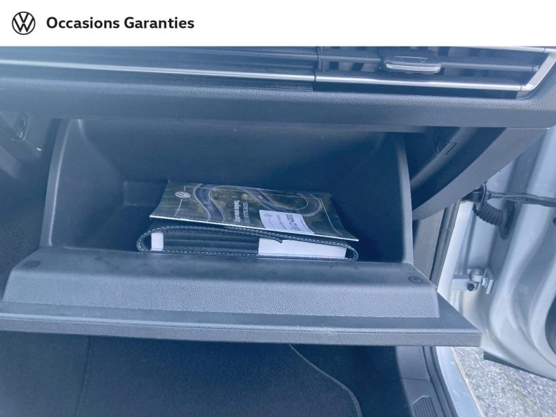 Voitures occasions VOLKSWAGEN GOLF Life Rivery