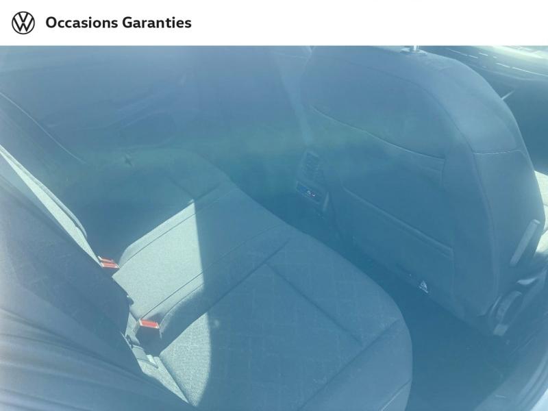 Voitures occasions VOLKSWAGEN GOLF Life Rivery