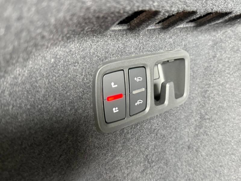 Voitures occasions Audi Q8 Compétition Rivery