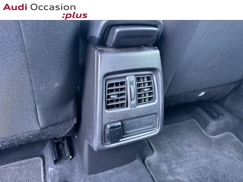 Voitures occasions RENAULT CAPTUR Business Rivery