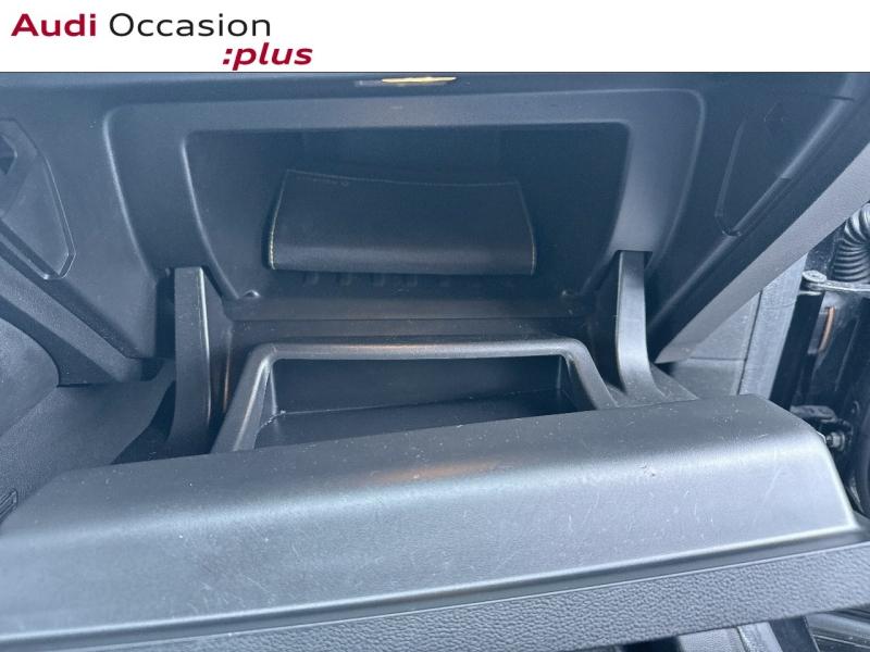 Voitures occasions RENAULT CAPTUR Business Rivery