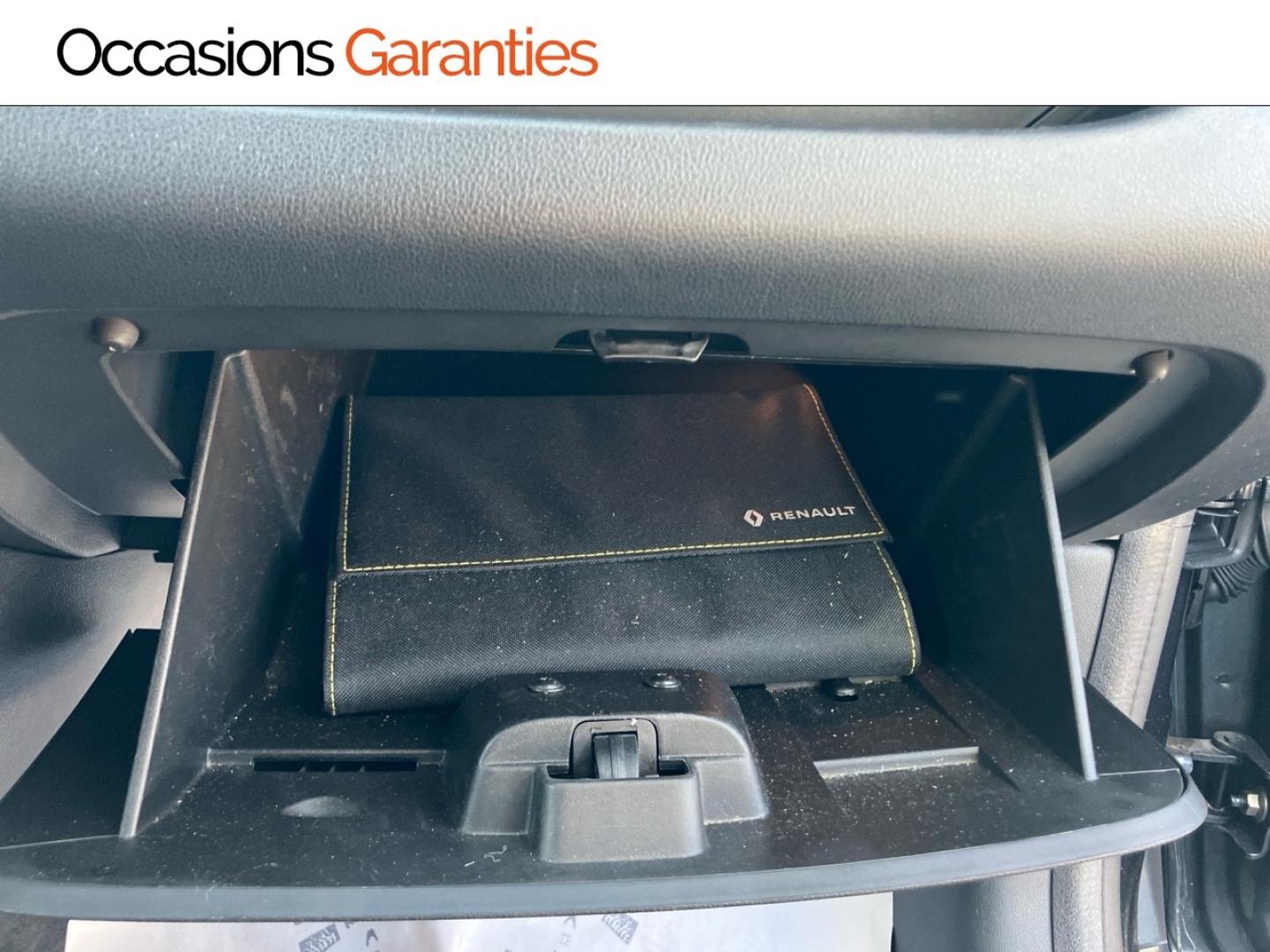 Voitures occasions RENAULT CLIO Intens Rivery