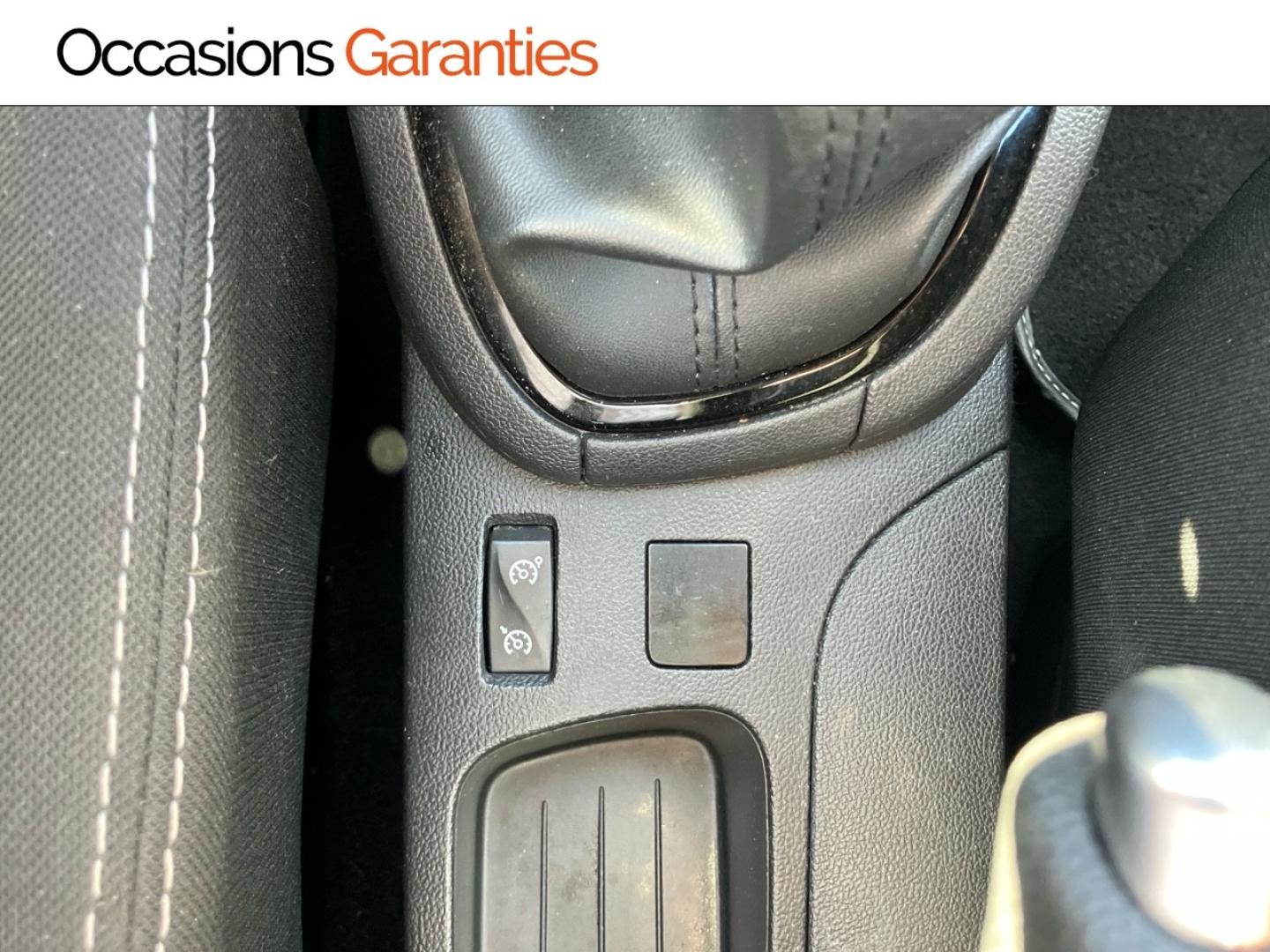 Voitures occasions RENAULT CLIO Intens Rivery