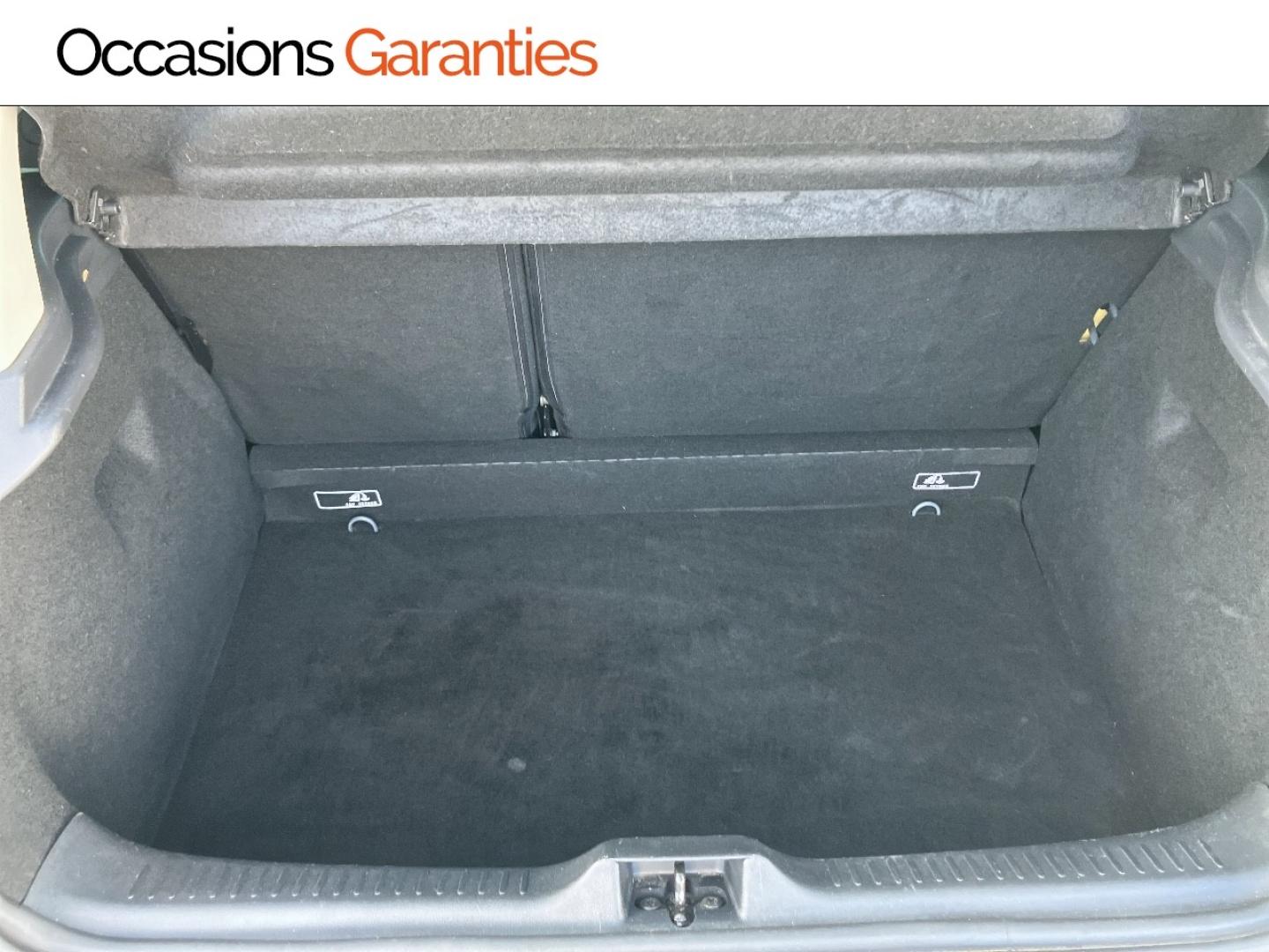 Voitures occasions RENAULT CLIO Intens Rivery