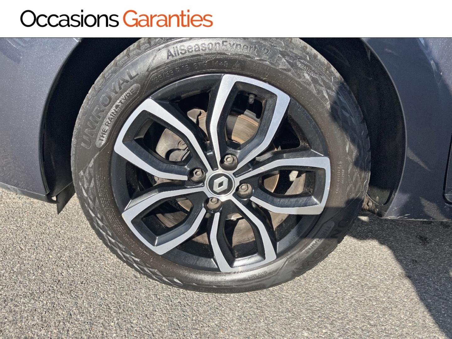 Voitures occasions RENAULT CLIO Intens Rivery