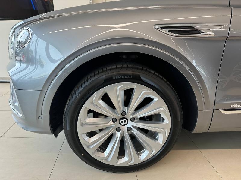 Voitures occasions BENTLEY Bentayga Base Mougins