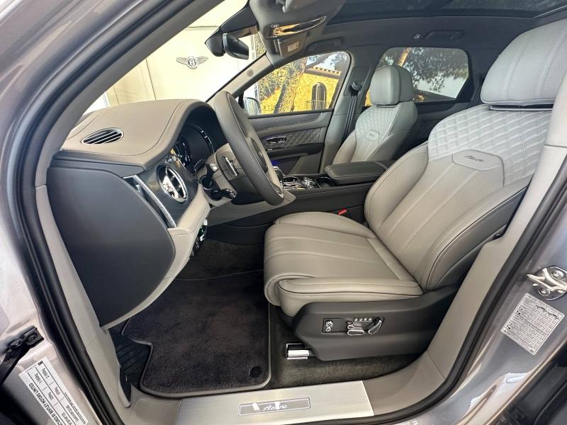 Voitures occasions BENTLEY Bentayga Base Mougins