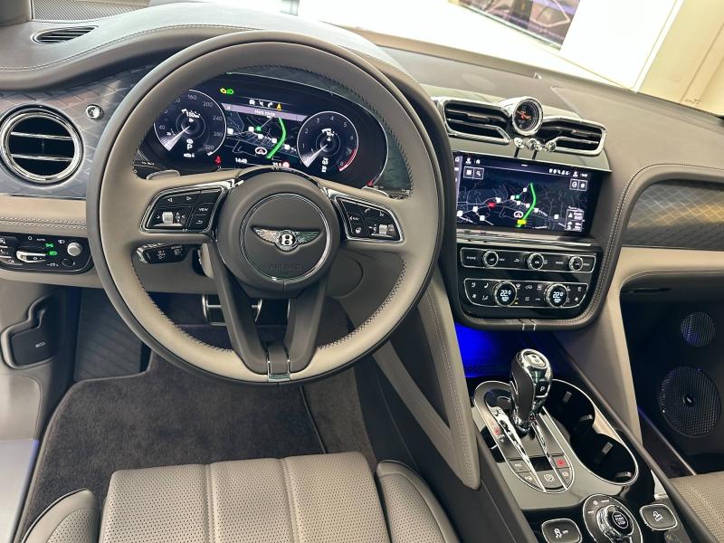 Voitures occasions BENTLEY Bentayga Base Mougins