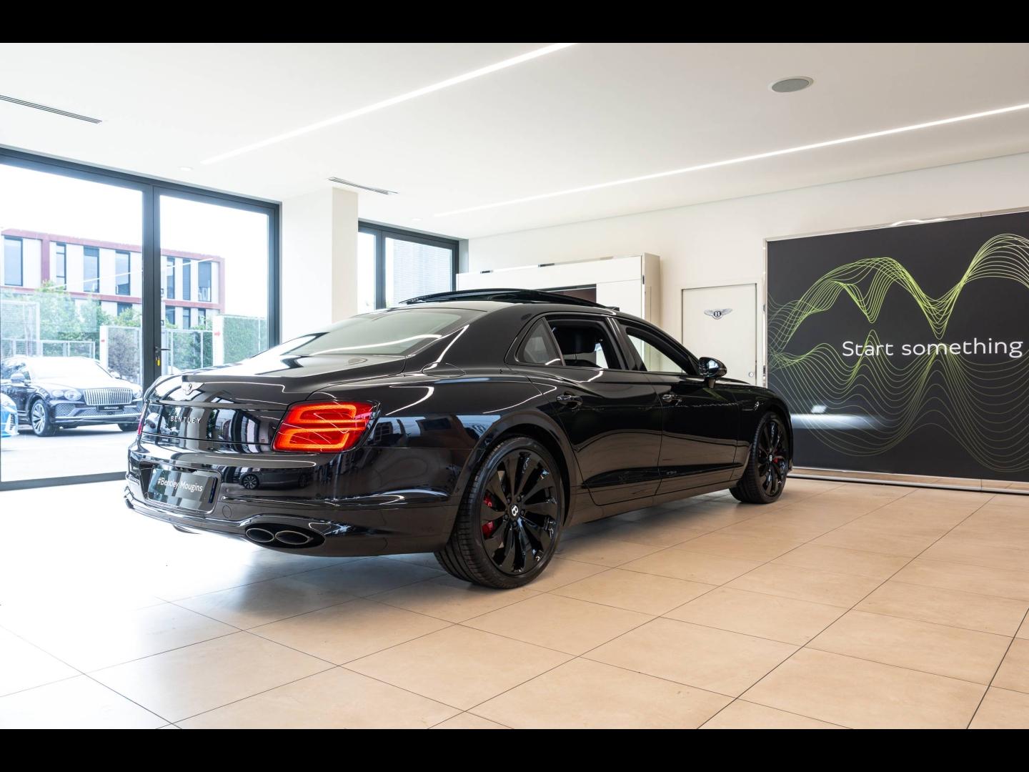 Voitures occasions BENTLEY Flying Spur Base Mougins