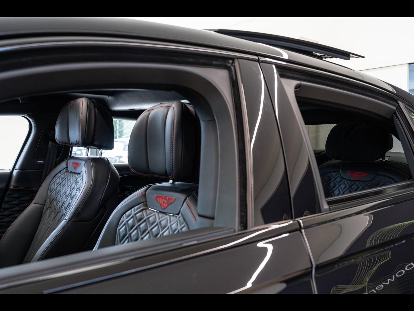 Voitures occasions BENTLEY Flying Spur Base Mougins