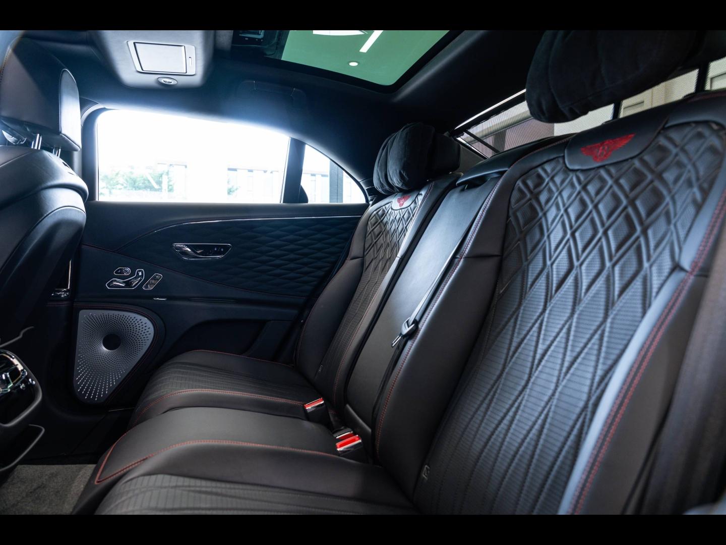 Voitures occasions BENTLEY Flying Spur Base Mougins