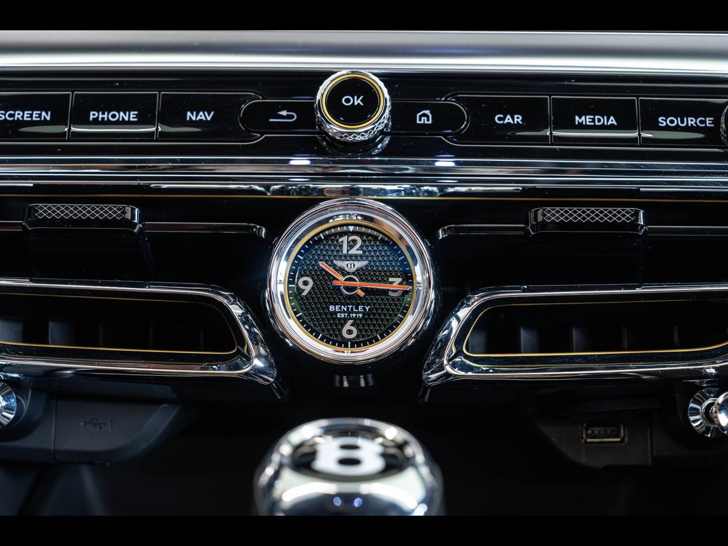 Voitures occasions BENTLEY Flying Spur Base Mougins