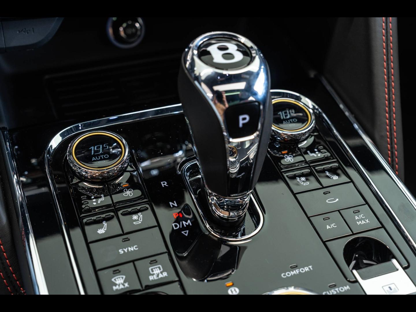 Voitures occasions BENTLEY Flying Spur Base Mougins
