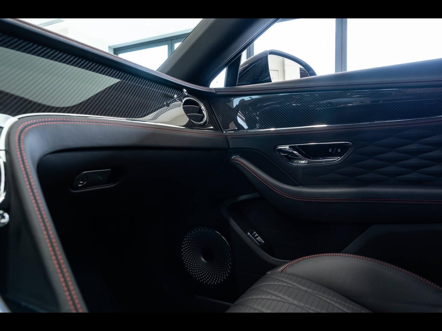 Voitures occasions BENTLEY Flying Spur Base Mougins