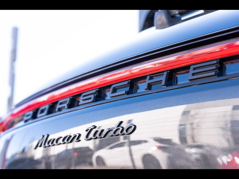 Voitures occasions PORSCHE MACAN Turbo Mougins