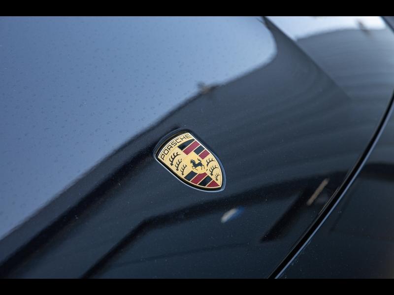 Voitures occasions PORSCHE Taycan Base Mougins