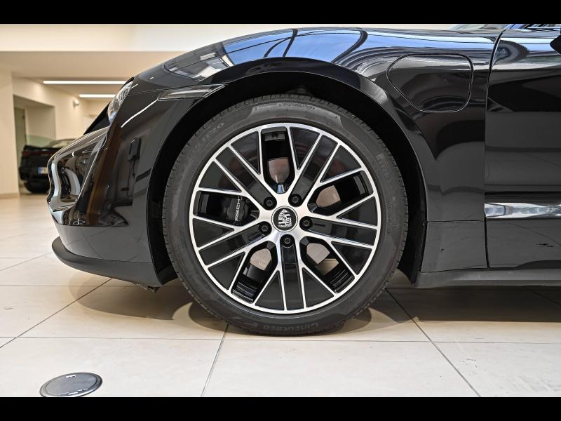Voitures occasions PORSCHE Taycan Base Mougins
