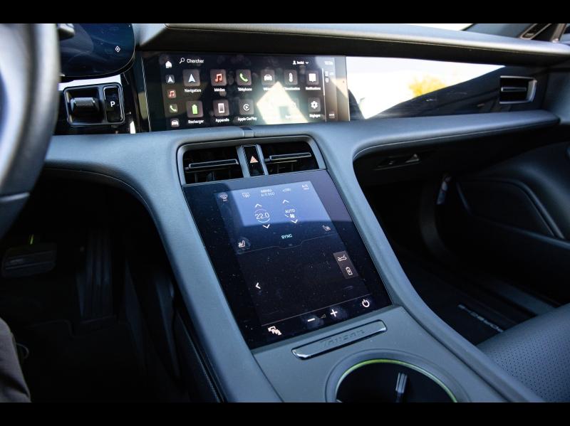 Voitures occasions PORSCHE Taycan Base Mougins