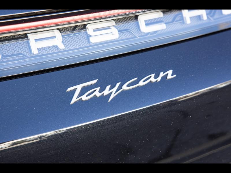 Voitures occasions PORSCHE Taycan Base Mougins