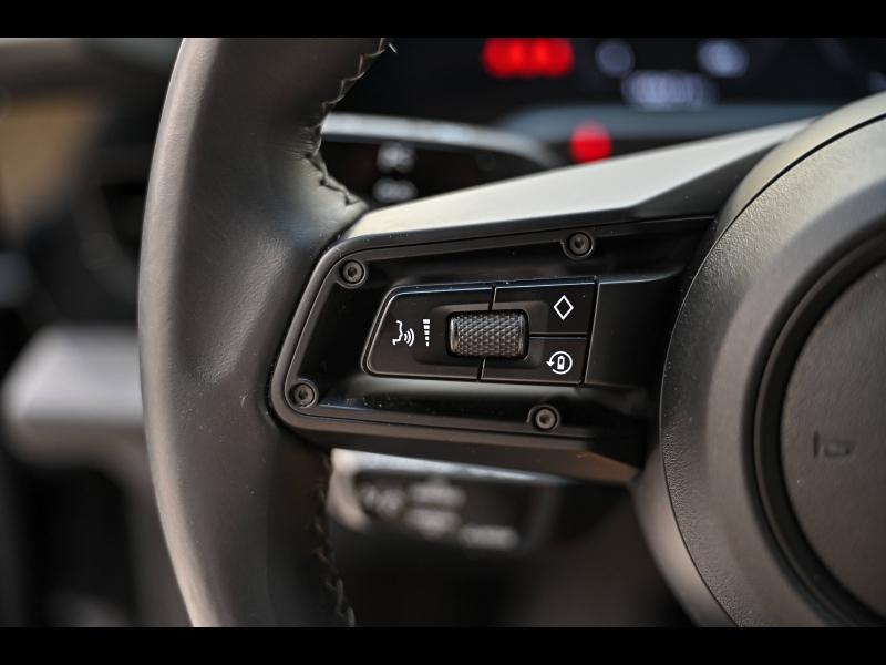 Voitures occasions PORSCHE Taycan Base Mougins