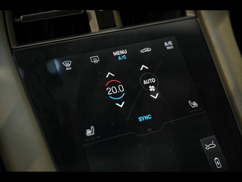 Voitures occasions PORSCHE Taycan Base Mougins