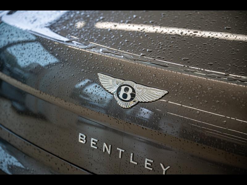 Voitures occasions BENTLEY Flying Spur Base Mougins