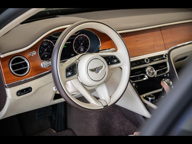 Voitures occasions BENTLEY Flying Spur Base Mougins