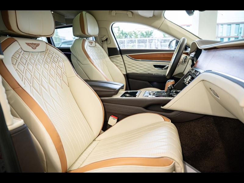 Voitures occasions BENTLEY Flying Spur Base Mougins